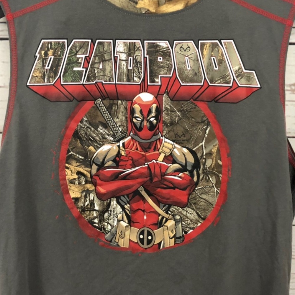 Deadpool sleeveless camo - Picture 3 of 4